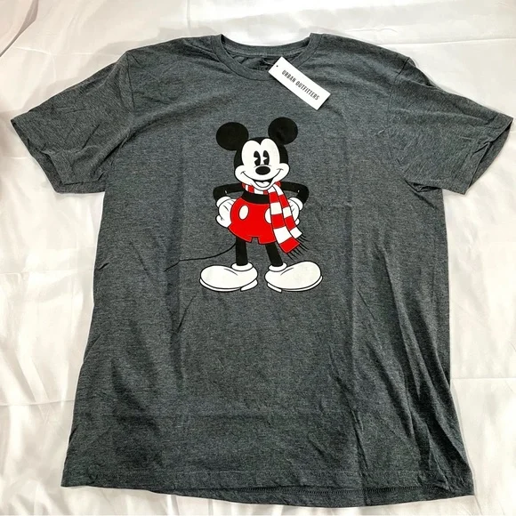 Mickey Mouse Holiday Tee 🤍 - Picture 2 of 7